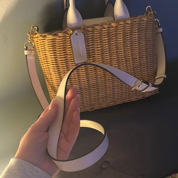 Coach Tan and White Woven Handbag - Picture 2 of 5